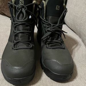 Men’s Solomon Boots size 8.5